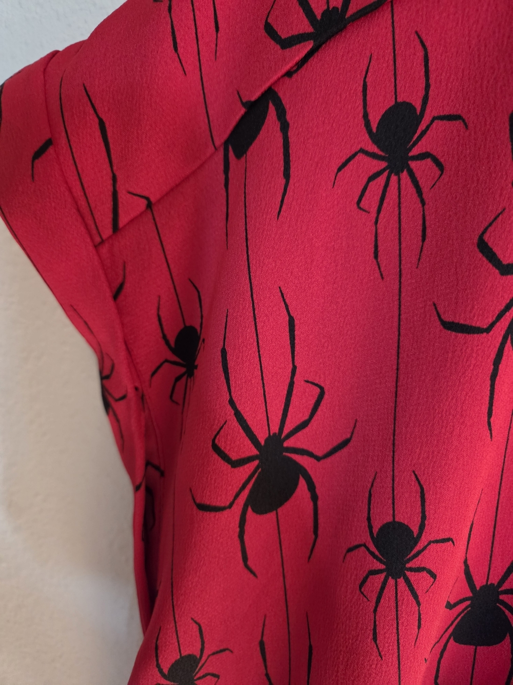 Rare Express Red Blouse with Black Spider Print - Picture 4 of 4